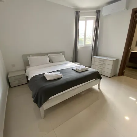 Beachfront 9ten11 Maisonette W Terrace By Homely