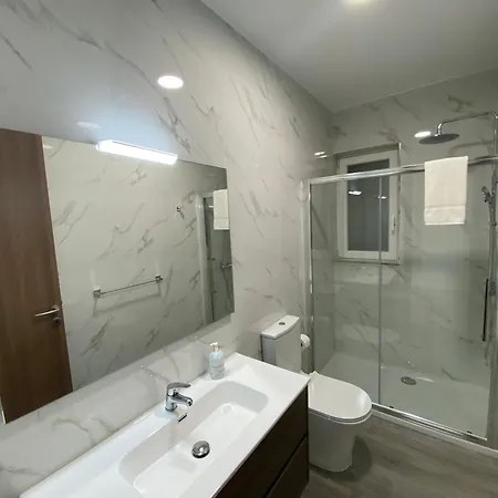 Beachfront 9ten11 Maisonette W Terrace By Homely * Is-Sellum